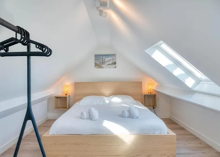 Bright Duplex Close To The * Ostende